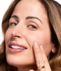 CLIOTONIC -Scholl Fusspflege Verkäufe cliomakeup cliotonic tonico viso esfoliante illuminante clio detail cc1a9dd1 4053 44b8 b3d4 4a270d293b50