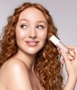 CRISTALLO DI LUCE -Scholl Fusspflege Verkäufe cliomakeup cristallo di luce illuminante viso liquido 02 rose greta