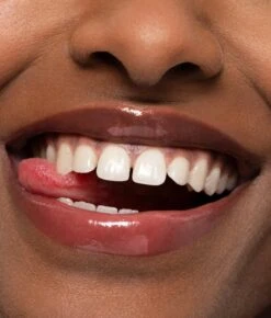 JuicyLove -Scholl Fusspflege Verkäufe cliomakeup juicy love lip gloss glam balm star grace effetto finish lucida labbra scure