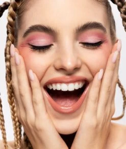 JuicyLove -Scholl Fusspflege Verkäufe cliomakeup juicylove lip gloss glam balm lucida labbra idratante guava juice hero