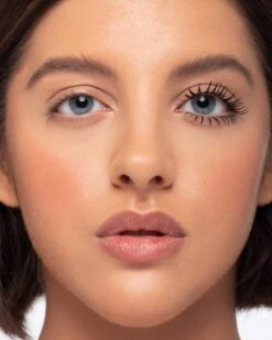 DarkLove -Scholl Fusspflege Verkäufe cliomakeup mascara darklove 2