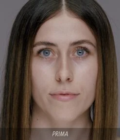 Fondotinta OhMyLove -Scholl Fusspflege Verkäufe cliomakeup ohmylove fondotinta fluido liquido lunga tenuta leggero coprente 01 mod1 before