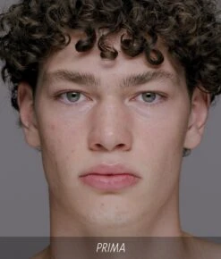 Fondotinta OhMyLove -Scholl Fusspflege Verkäufe cliomakeup ohmylove fondotinta fluido liquido lunga tenuta leggero coprente 2.5 mod1 before